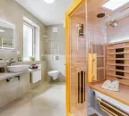 Apartmán s oddělenou ložnicí a saunou