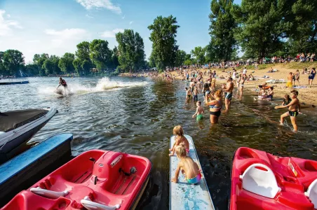 Přírodní koupaliště Proboštská jezera - wake park