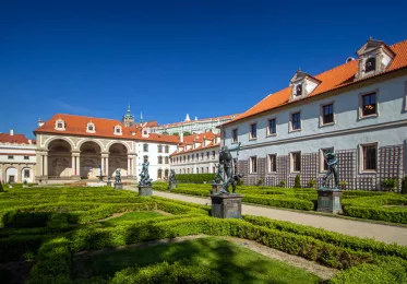 Valdštejnská zahrada - Valdštejnský palác