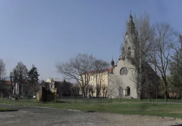 kostel Církve československé husitské s vyhlídkovou věží