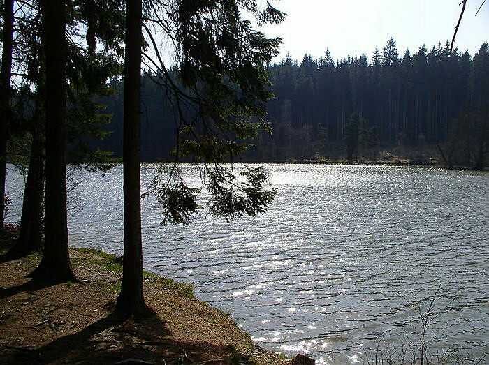 Vodní nádrž u Dolu Bohumír Kuprovka (foto Svazek Obcí Jestřebí Hory)