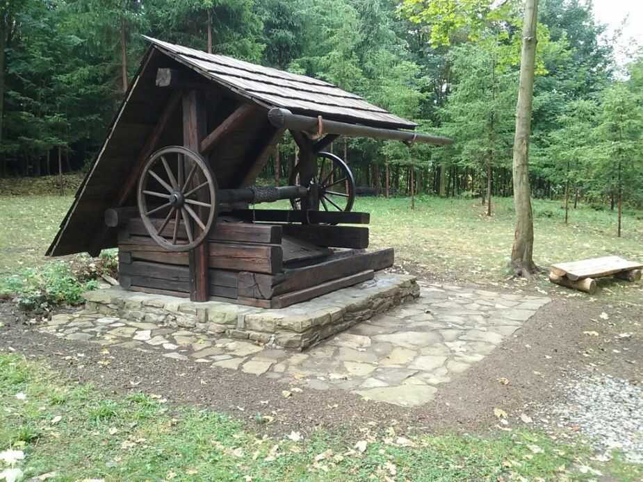 Zřícenina Janův hrad Vizovice - studna (foto Spolek Janův hrad Vizovice)